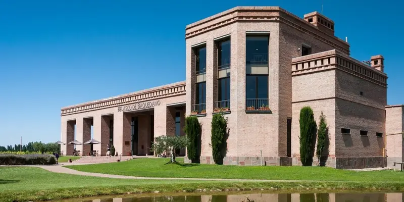 Bodega Belasco de Baquedano