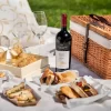 Piquenique nos jardins de uma vinícola