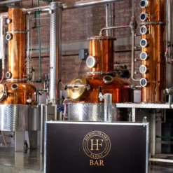 Full Tasting experience: Oliviculture + Distillates + Wines