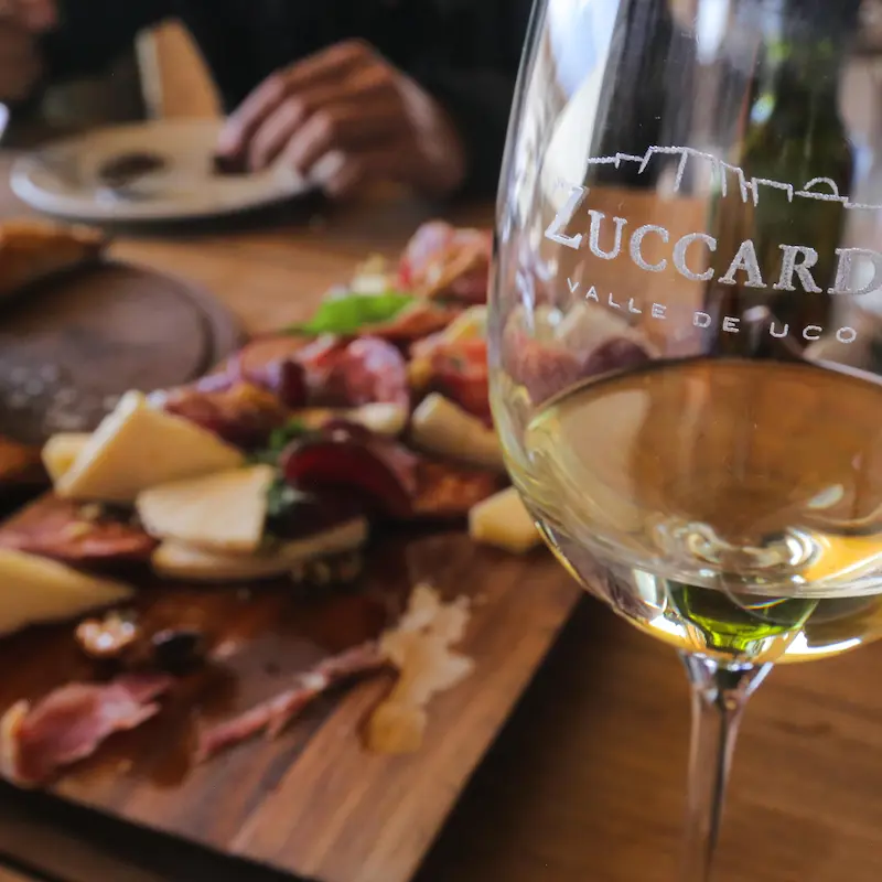Perfect pairings: high-altitude wine and regional flavors.