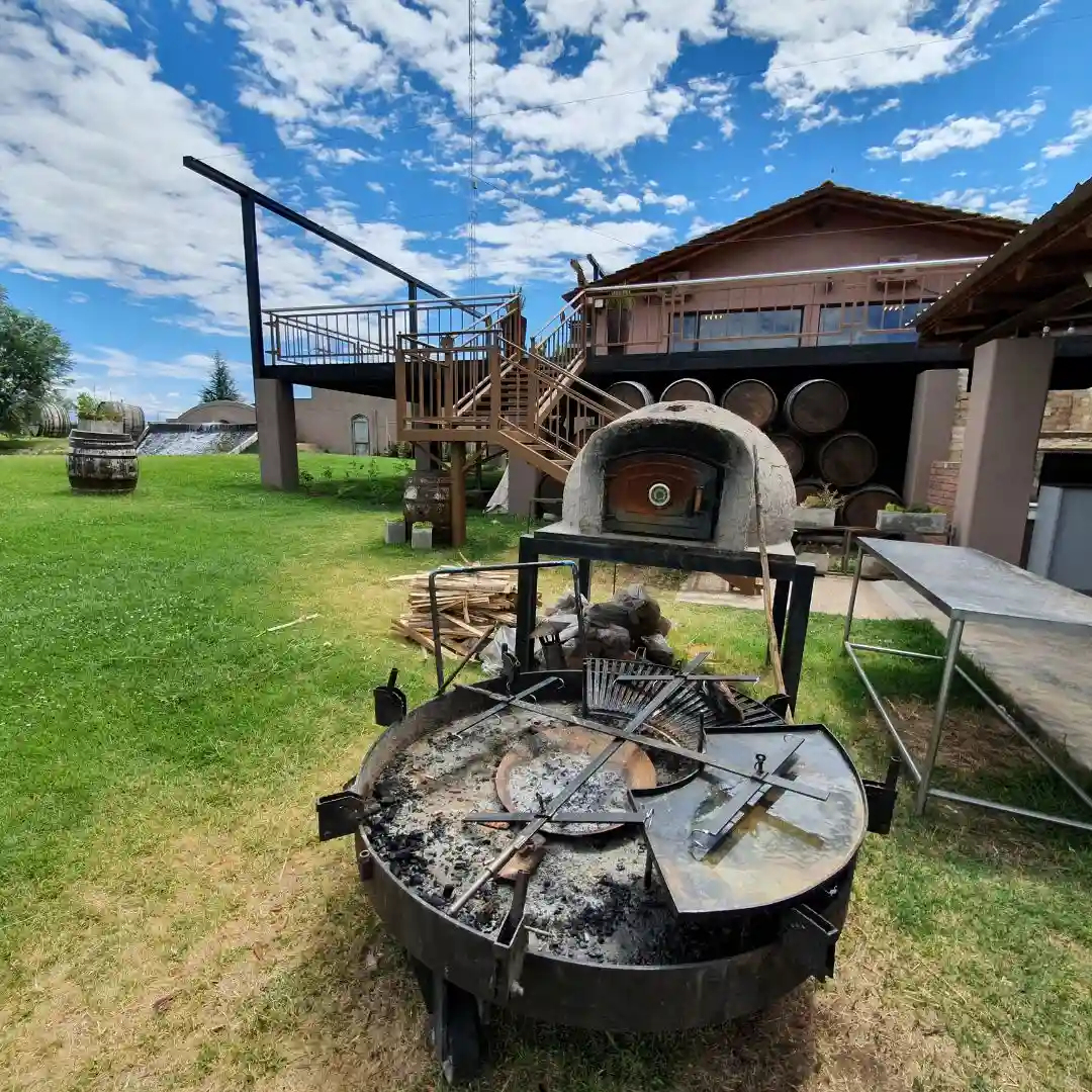 Outdoor kitchen and clay oven at Domaine Bousquet – Cooking Class