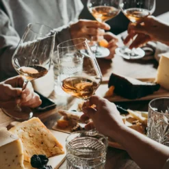Wine and cheese tasting at boutique wineries in Rama Caída and Cuadro Benegas