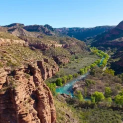 Paisaje del cañón del río Atuel en la Aventura 4x4 El Sosneado desde San Rafael